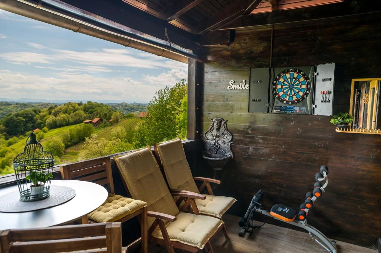 クラピンスケ・トプリツェ Hygge Hillヴィラ エクステリア 写真