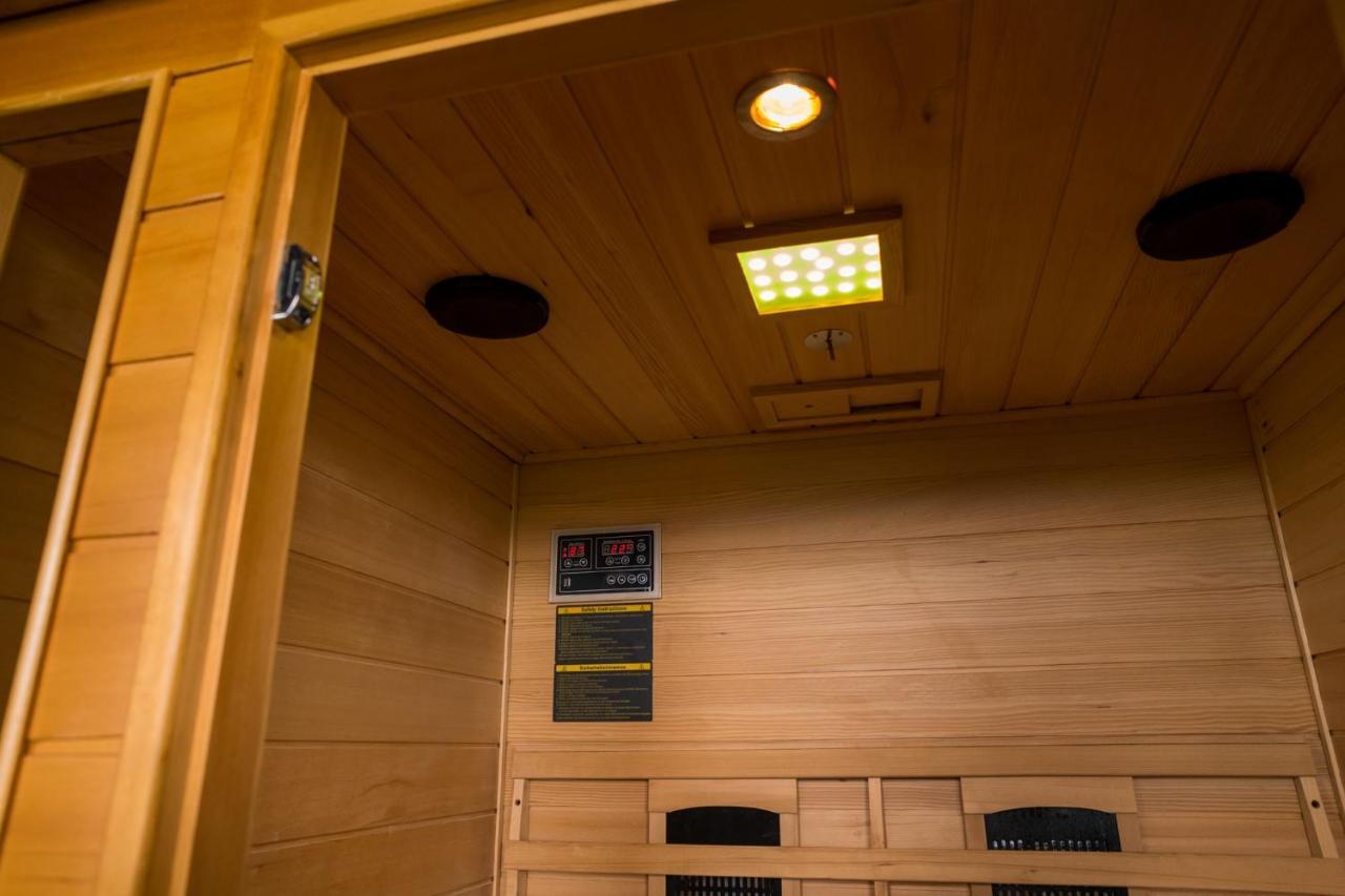 クラピンスケ・トプリツェ Hygge Hillヴィラ エクステリア 写真